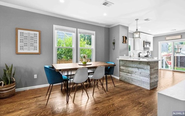 708 Tiffany Ave, Westwood NJ  07675-6306 exterior