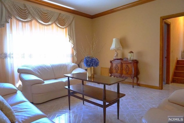 47 Newby Ave, West Paterson, NJ 07424