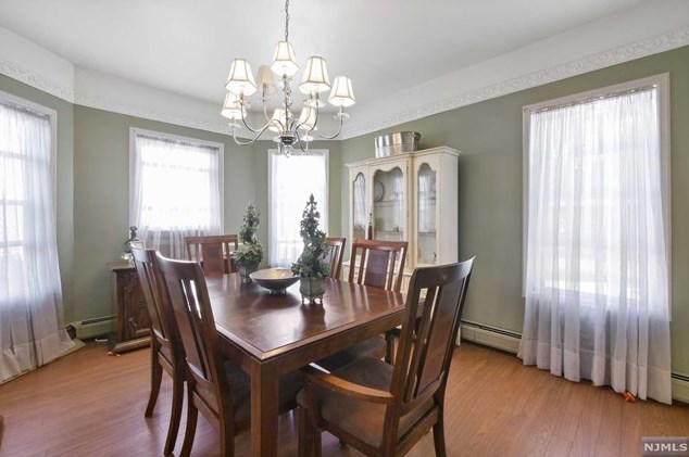 36 Addison Ave, Rutherford NJ  07070-2324 exterior