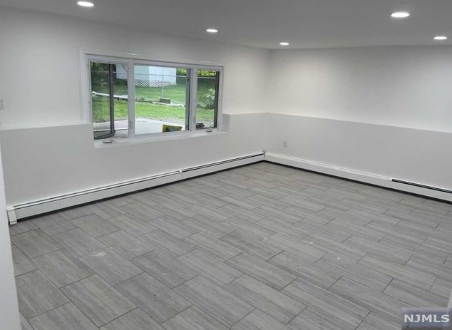 36 Knox Pl, Paramus NJ  07652-2611 exterior