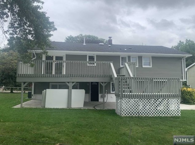 36 Knox Pl, Paramus NJ  07652-2611 exterior