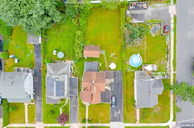 45 Broad St, Bergenfield NJ 07621-3003 exterior