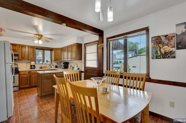 45 Broad St, Bergenfield NJ 07621-3003 exterior