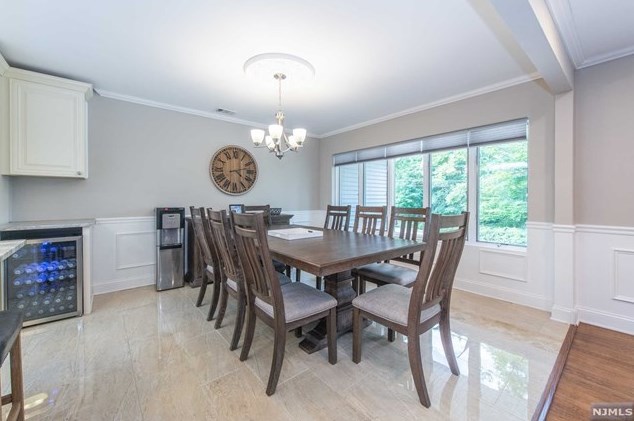 49 Martha Pl, Oakland NJ  07436-1603 exterior