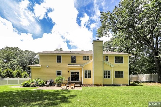 47 3rd St, Park Ridge NJ  07656-1666 exterior