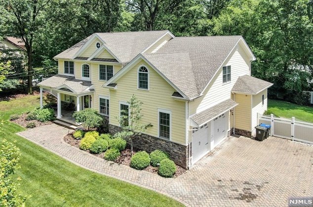 47 3rd St, Park Ridge NJ  07656-1666 exterior