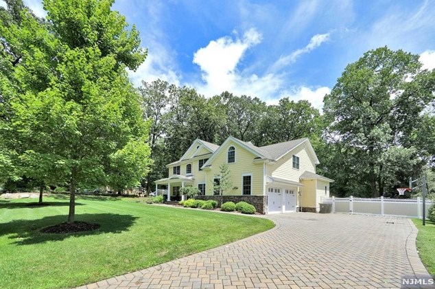 47 3rd St, Park Ridge NJ  07656-1666 exterior