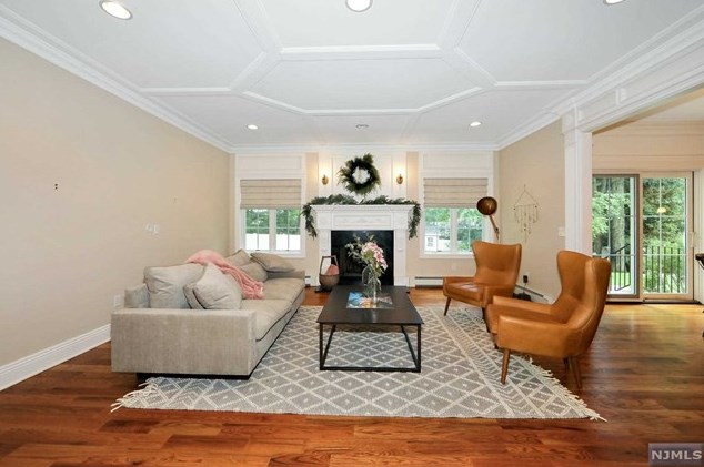 47 3rd St, Park Ridge NJ  07656-1666 exterior