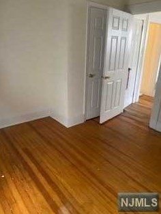 52 Delafield Ave, Lyndhurst NJ  07071-1019 exterior
