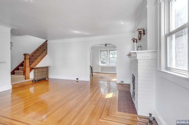 252 Tom Hunter Rd, West Fort Lee NJ  07024-5302 exterior