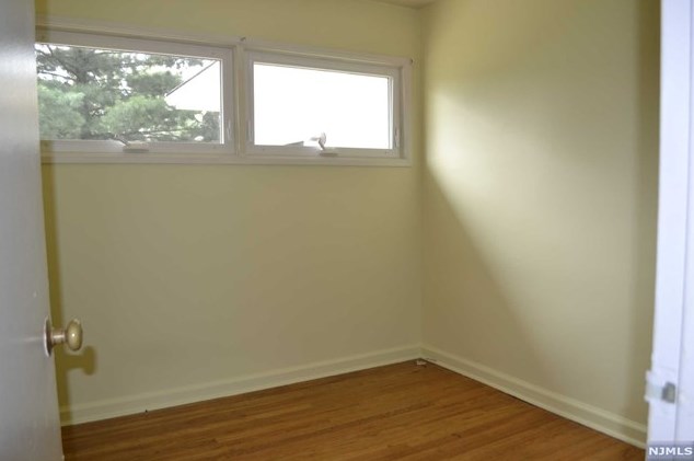 51 Windham Rd, Hillsdale NJ  07642-1325 exterior