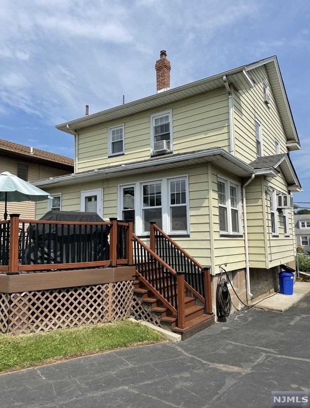 21 Rollins Ave, Clifton NJ  07011-3515 exterior