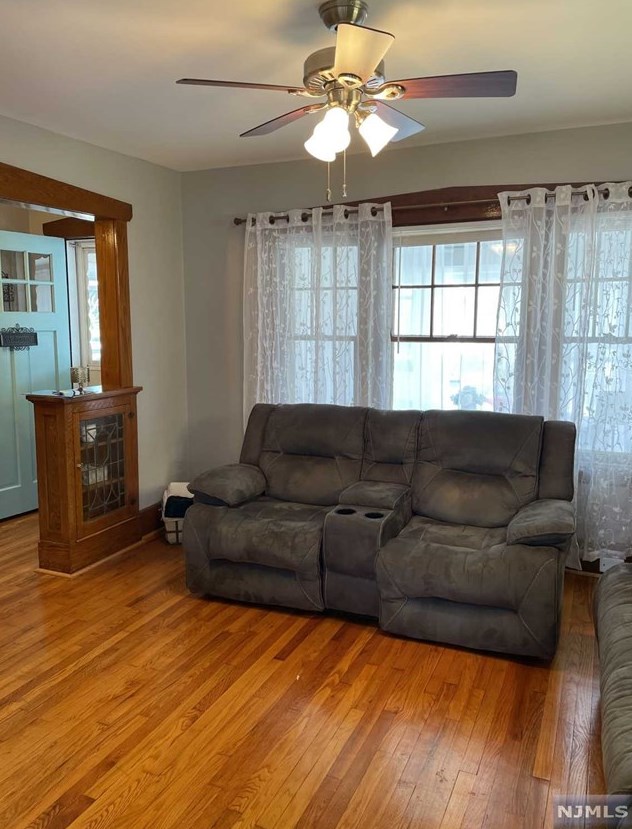 21 Rollins Ave, Clifton NJ  07011-3515 exterior