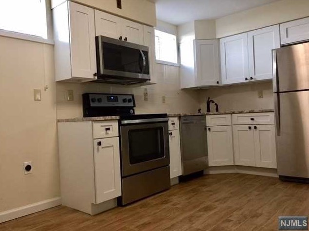 234 Orient Way, Lyndhurst NJ  07071-1636 exterior