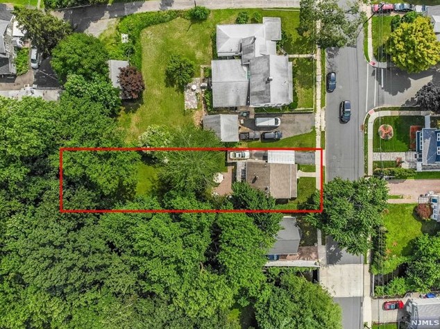 173 Central Ave, Bergenfield NJ 07621-1209 exterior