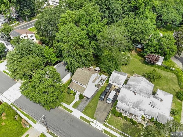 173 Central Ave, Bergenfield NJ 07621-1209 exterior