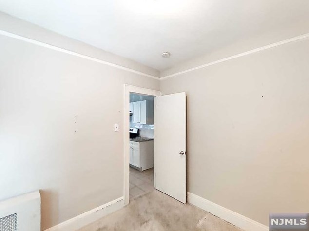 248 Custer Ave, Jersey City NJ 07305-1705 exterior