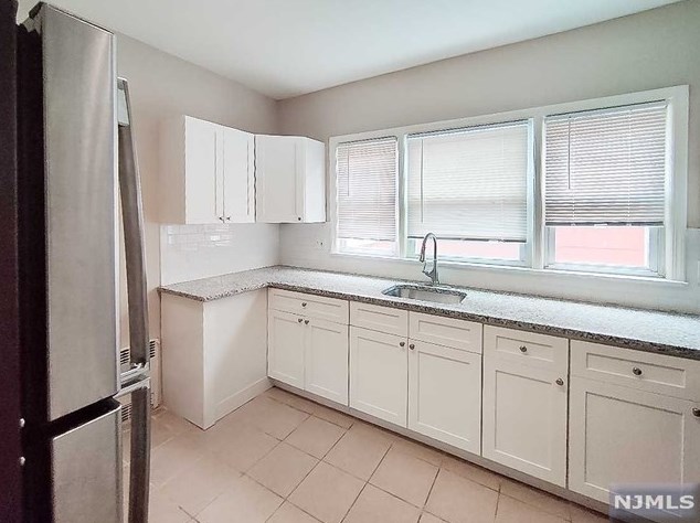 248 Custer Ave, Jersey City NJ 07305-1705 exterior