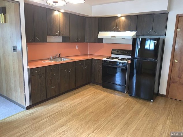 52 Worth St, Hackensack NJ  07601-6538 exterior