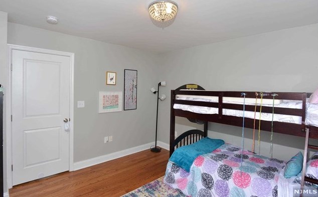 276 Watson Ave, Lyndhurst NJ  07071-1829 exterior