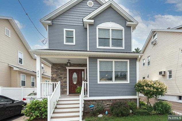 276 Watson Ave, Lyndhurst NJ  07071-1829 exterior