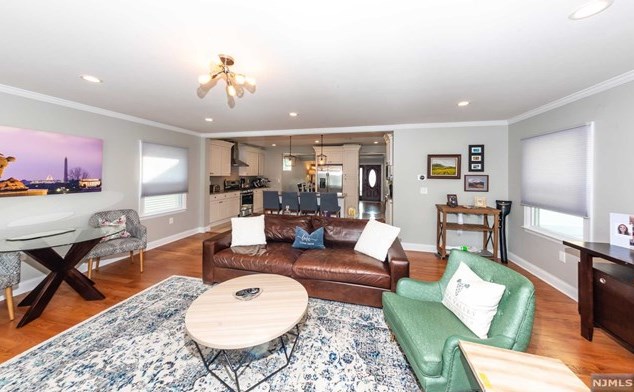 276 Watson Ave, Lyndhurst NJ  07071-1829 exterior