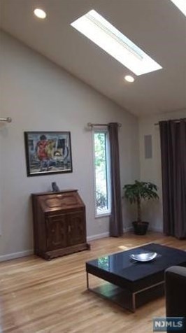 229 Morningside Rd, Paramus NJ  07652-1651 exterior