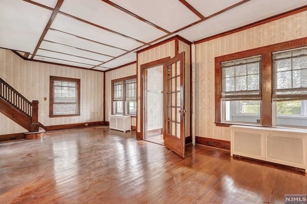 115 Passaic Ave, Rutherford NJ  07070-1919 exterior