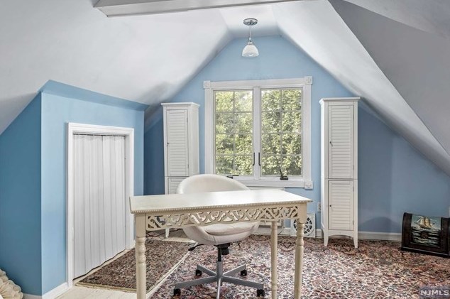 143 Highland Cross, Rutherford NJ  07070-2105 exterior