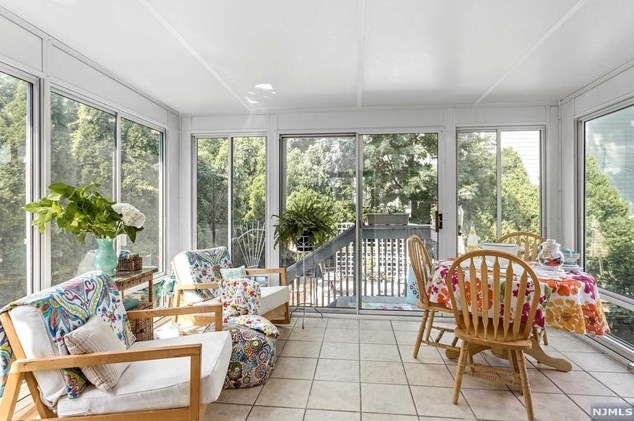 143 Highland Cross, Rutherford NJ  07070-2105 exterior