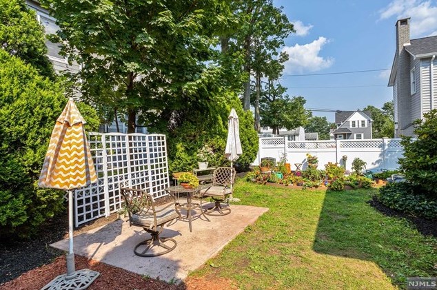 143 Highland Cross, Rutherford NJ  07070-2105 exterior