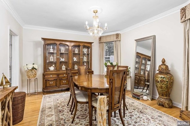 143 Highland Cross, Rutherford NJ  07070-2105 exterior