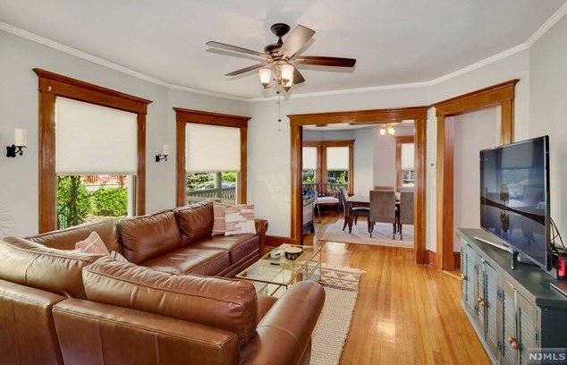 351 Lookout Ave, Hackensack NJ  07601-2804 exterior
