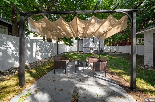 283 Hamilton Pl, Hackensack NJ  07601-3614 exterior