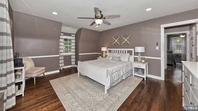 42 Wilson Ave, Wayne NJ  07470-3803 exterior