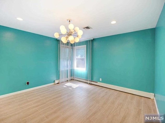 269 State Rt 5, West Fort Lee NJ 07024-4333 exterior