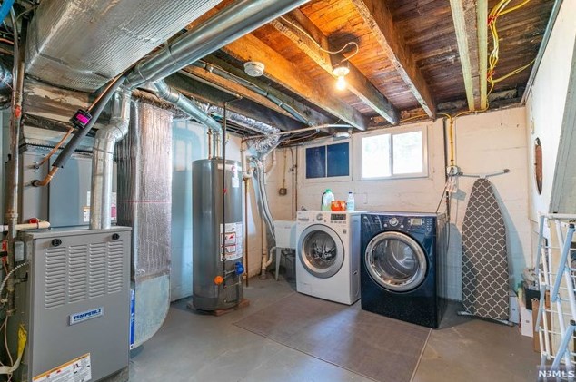 12 Courier Pl, Rutherford NJ  07070-1102 exterior