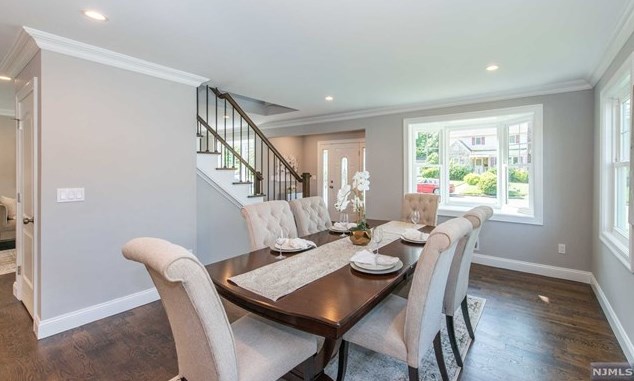 121 Baker Ave, Bergenfield NJ  07621-3322 exterior