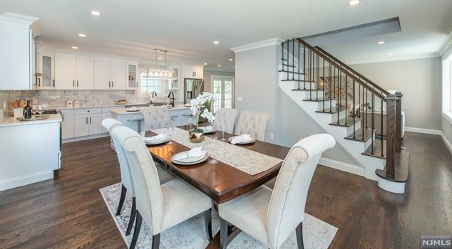 121 Baker Ave, Bergenfield NJ  07621-3322 exterior