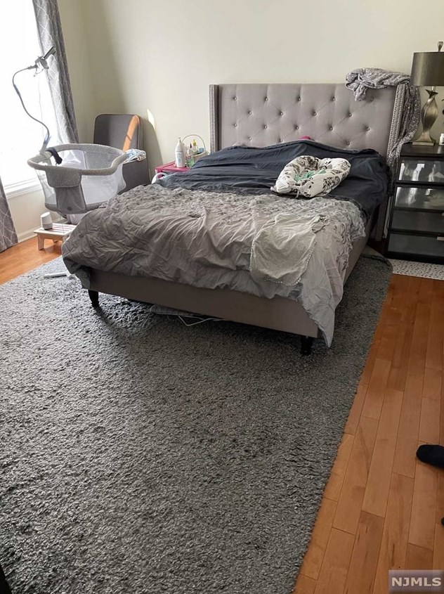 153 George Russell Way, Clifton NJ 07013-2677 exterior