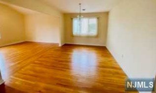 8 Orange Ave, Clifton NJ  07013-2923 exterior