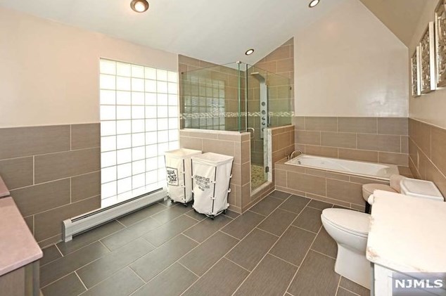 233 Fondiller St, Westwood NJ  07675-5557 exterior