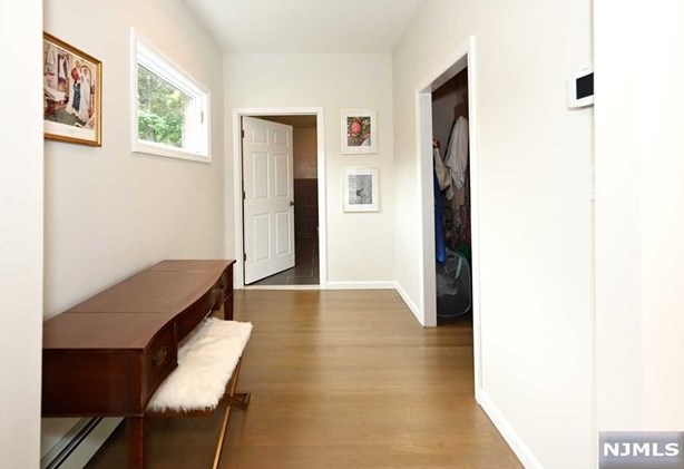 233 Fondiller St, Westwood NJ  07675-5557 exterior