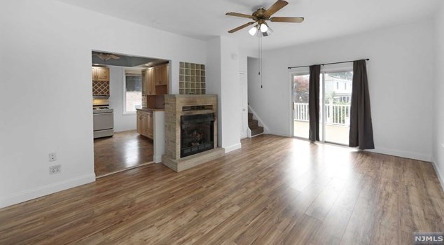 59 Liberty St, Little Ferry NJ  07643-1709 exterior
