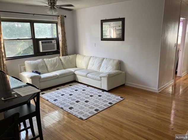 3021 Edwin Ave, West Fort Lee NJ  07024-3441 exterior