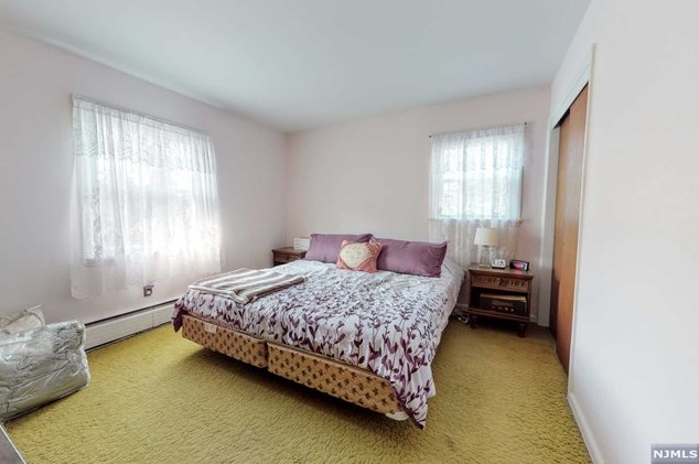 9 Brook Ave, Montvale NJ  07645-2101 exterior