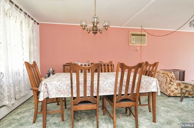 9 Brook Ave, Montvale NJ  07645-2101 exterior