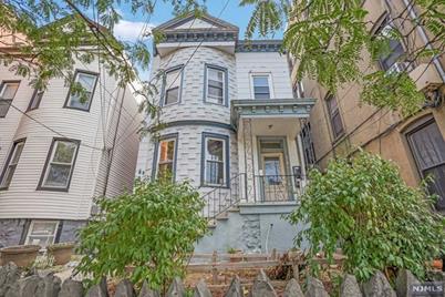 3414 Park Avenue - Photo 1