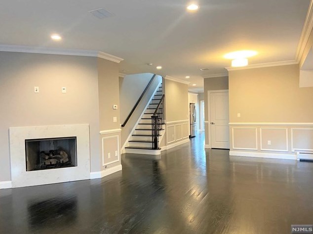 2342 Short St, West Fort Lee NJ  07024-4012 exterior