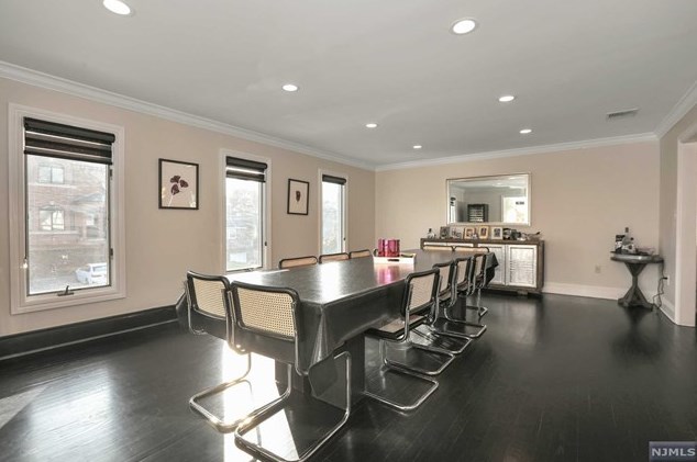 357 Tom Hunter Rd, West Fort Lee NJ  07024-4608 exterior